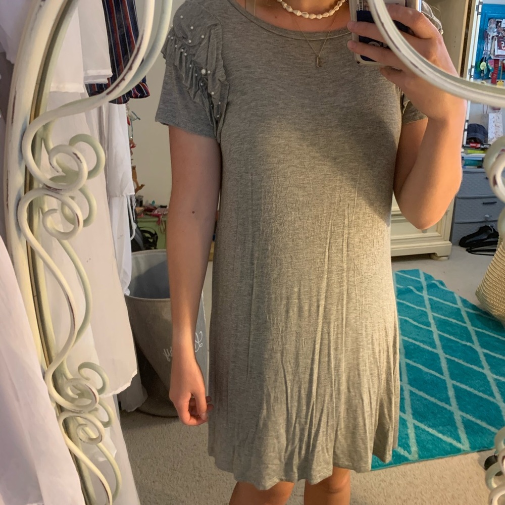 Francesca's Gray T-Shirt Dress with Pearl Details